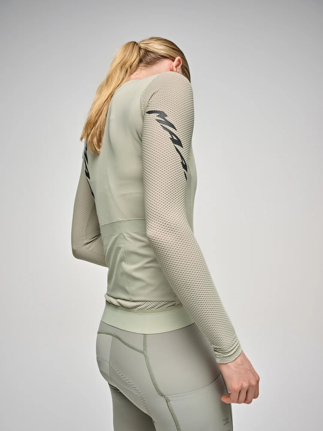MAAP Women’s Emerge LS Jersey Quicksand｜レースフィット｜レディース長袖サイクルジャージ｜CYCLISM