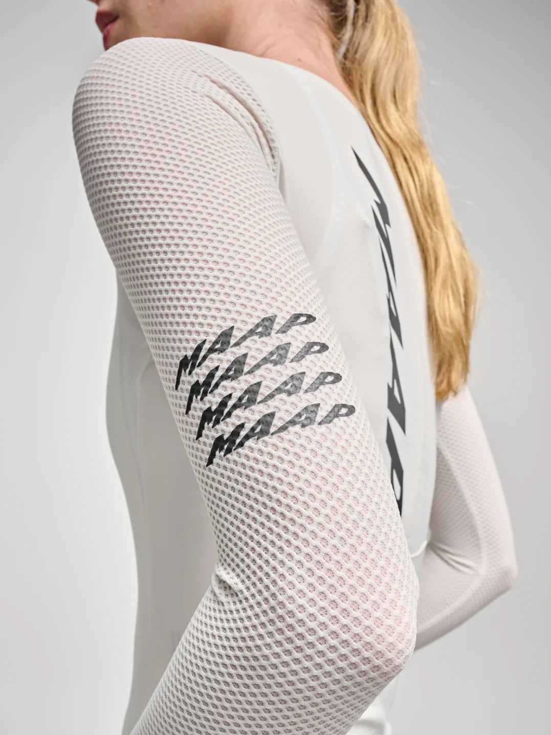 Women&#39;s Emerge LS Jersey / Vapour