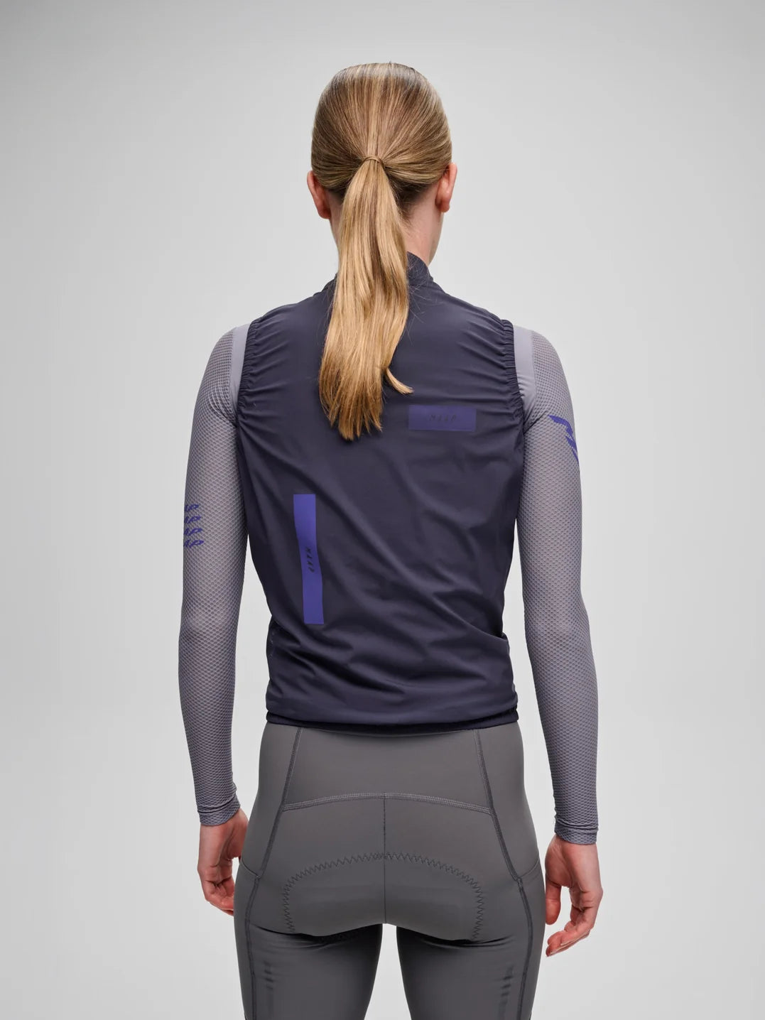 MAAP Pro Atmos Vest Deep Navyレディース 防風防水サイクリングベスト｜CYCLISM