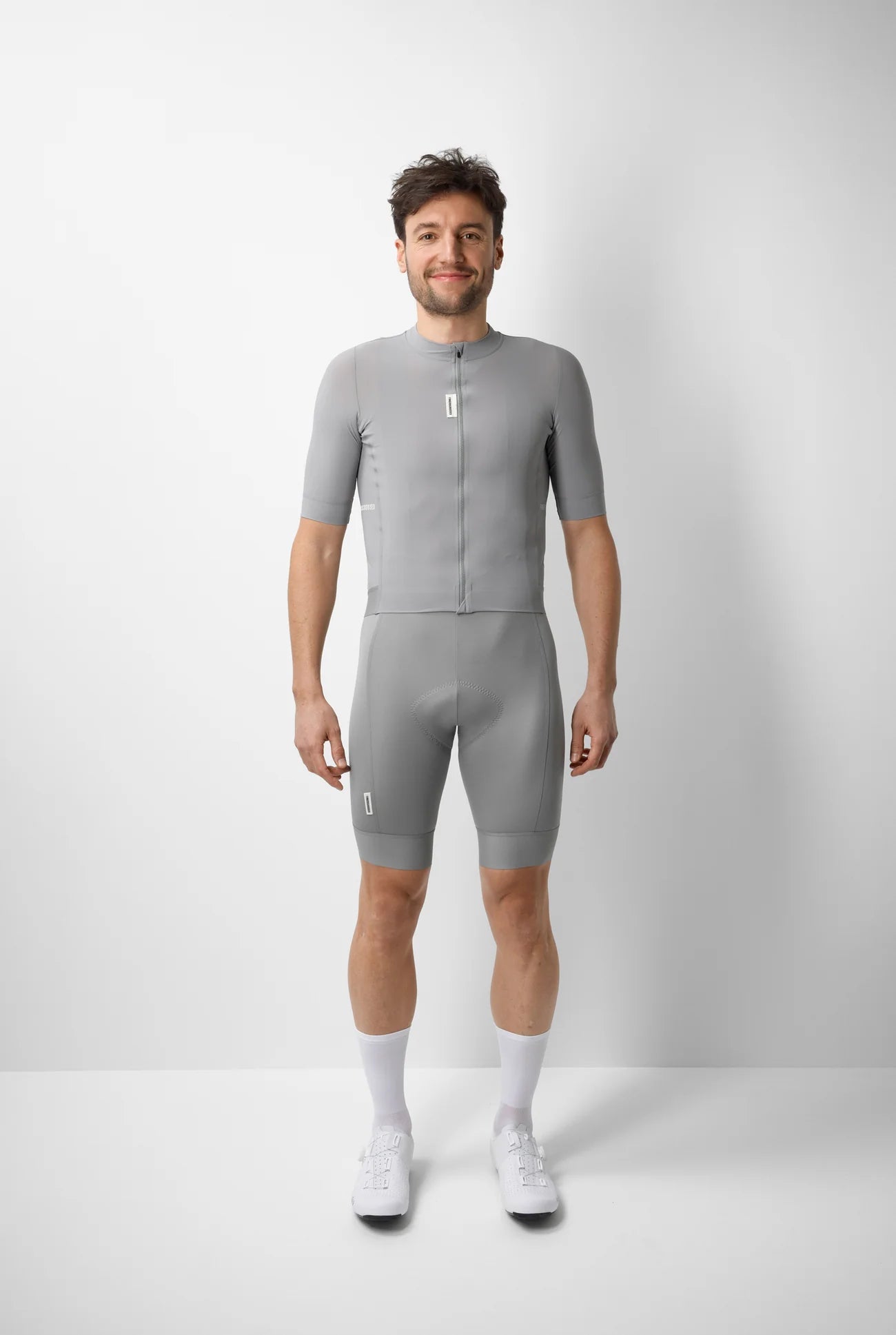 FINGERSCROSSED #ROAD Jersey Men Morning Fog(グレー)| メンズ 半袖 FINGERSCROSSED #ROAD Jersey Men Morning Fog(グレー)| メンズ 半袖
