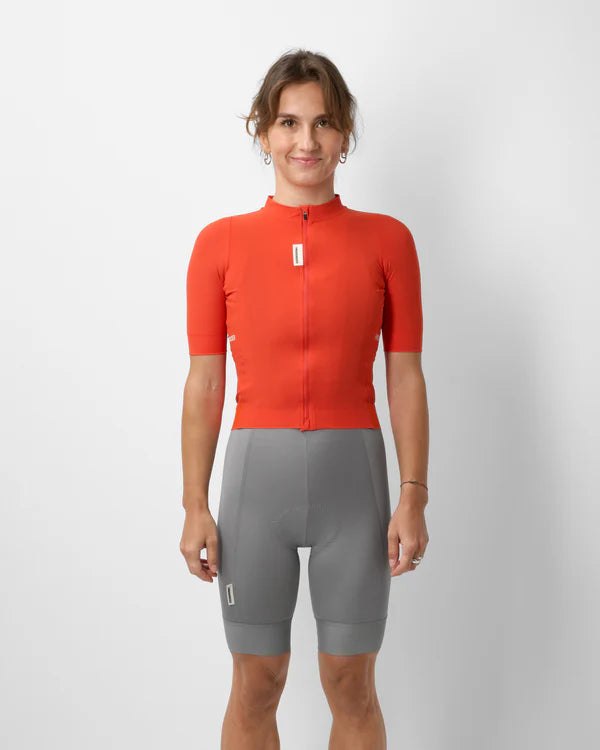 FINGERSCROSSED #ROAD Jersey Women Poppy Red（レッド）| ウィメンズ 半袖ロードジャージ 