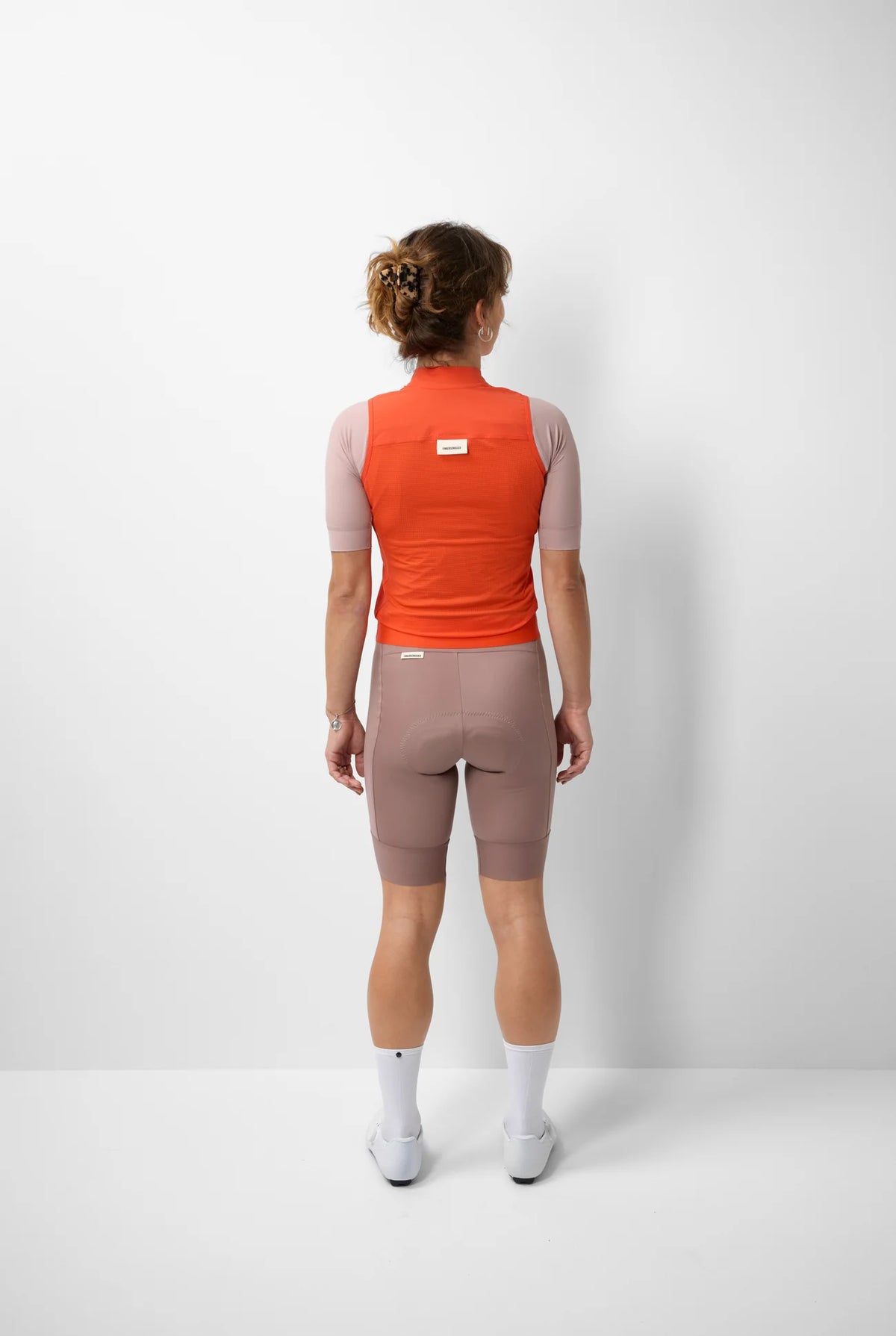 FINGERSCROSSED #ROAD Wind Vest Women Poppy Red（レッド）| ウィメンズ サイクル ベスト