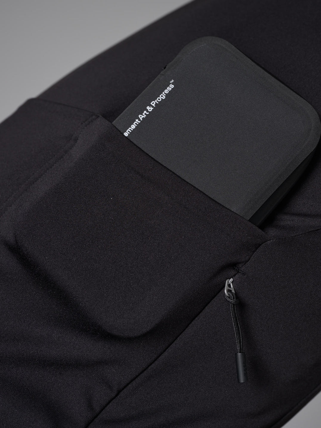 MAAP Shield Waterproof Phone Wallet Large Black｜防水スマホウォレット｜CYCLISM