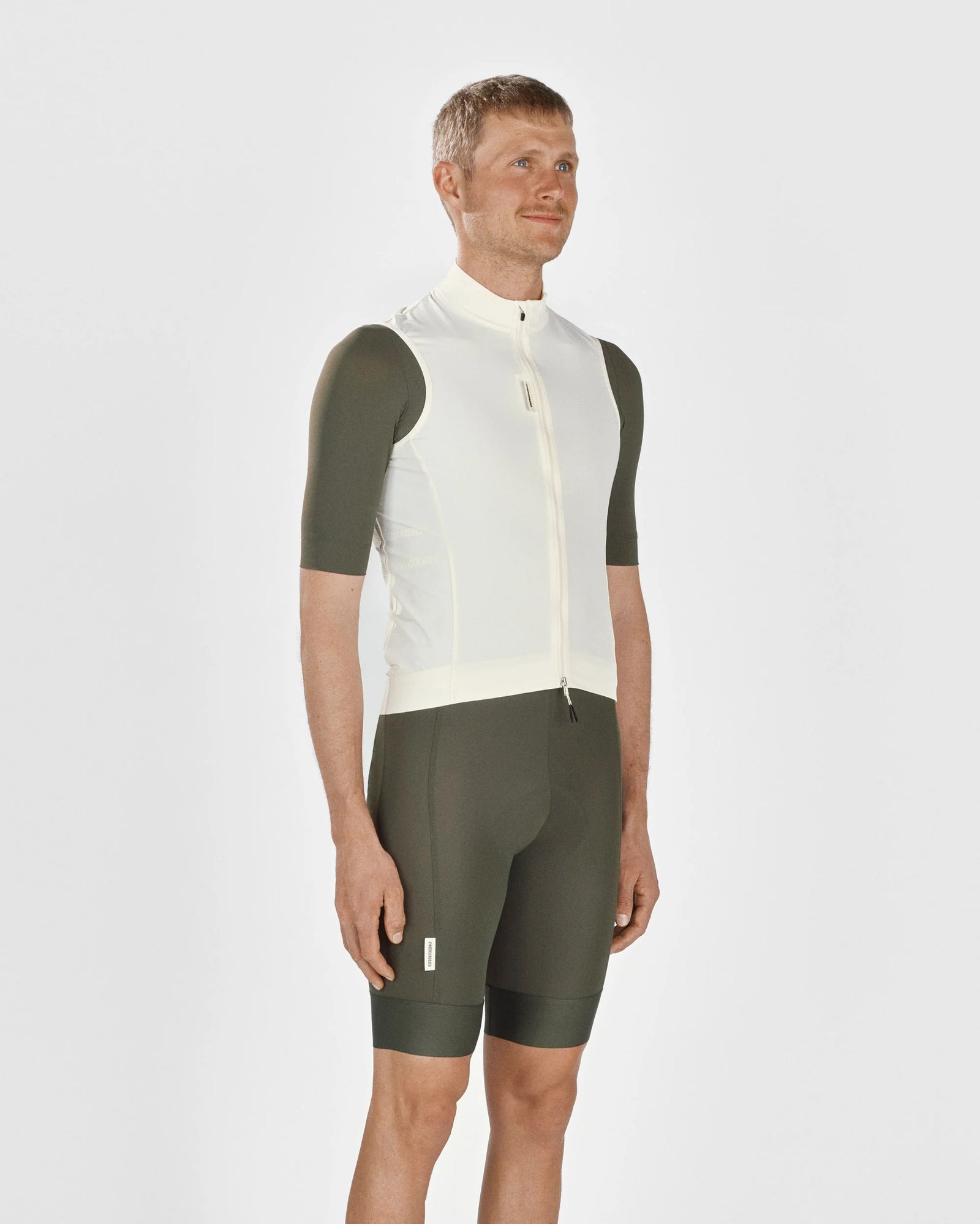 FINGERSCROSSED サイクリング ウィンドベスト メンズ｜Antique Cream 防風メッシュ｜CYCLISM