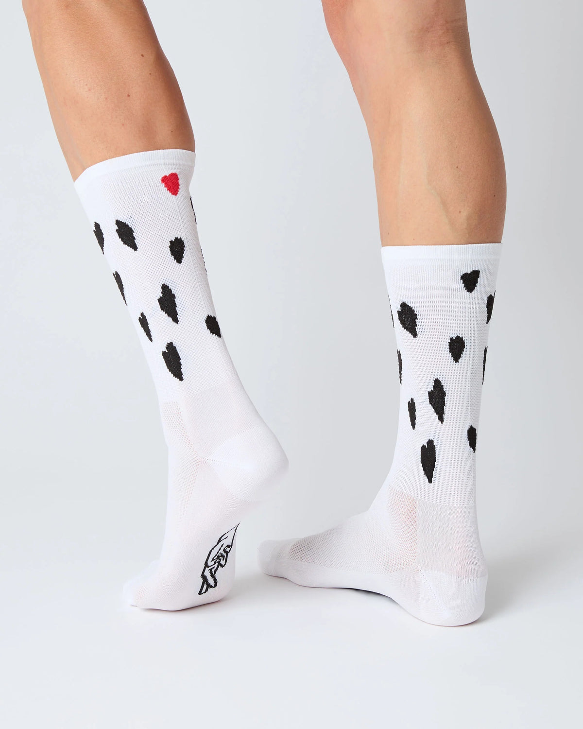 FINGERSCROSSED サイクルソックス #CLASSIC TRIP BLACK HEARTS ホワイト｜夏限定｜CYCLISM