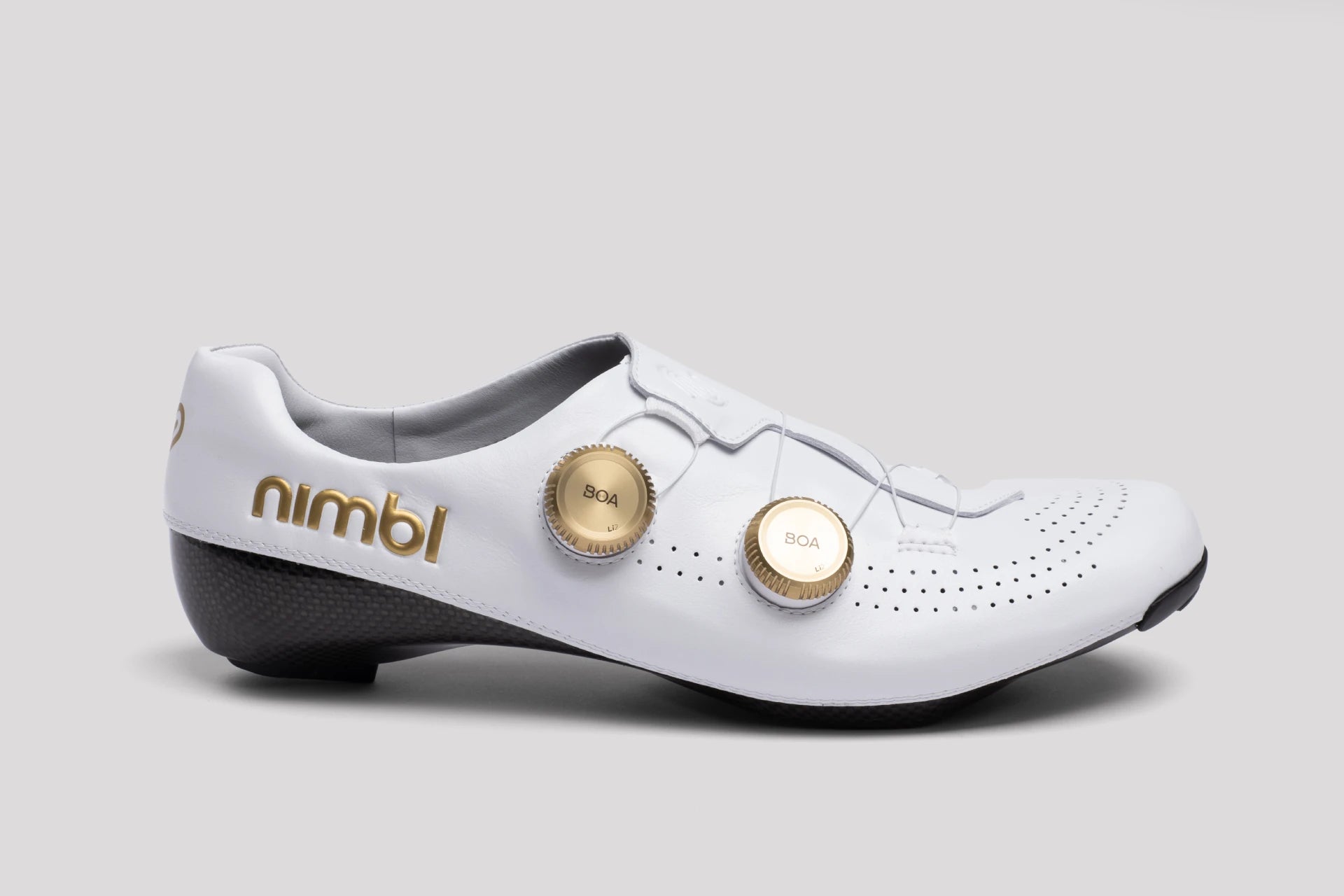 Nimbl Ultimate Glide White/Gold サイクリングシューズ | 高性能・軽量・カーボンシャーシ | CYCLISM