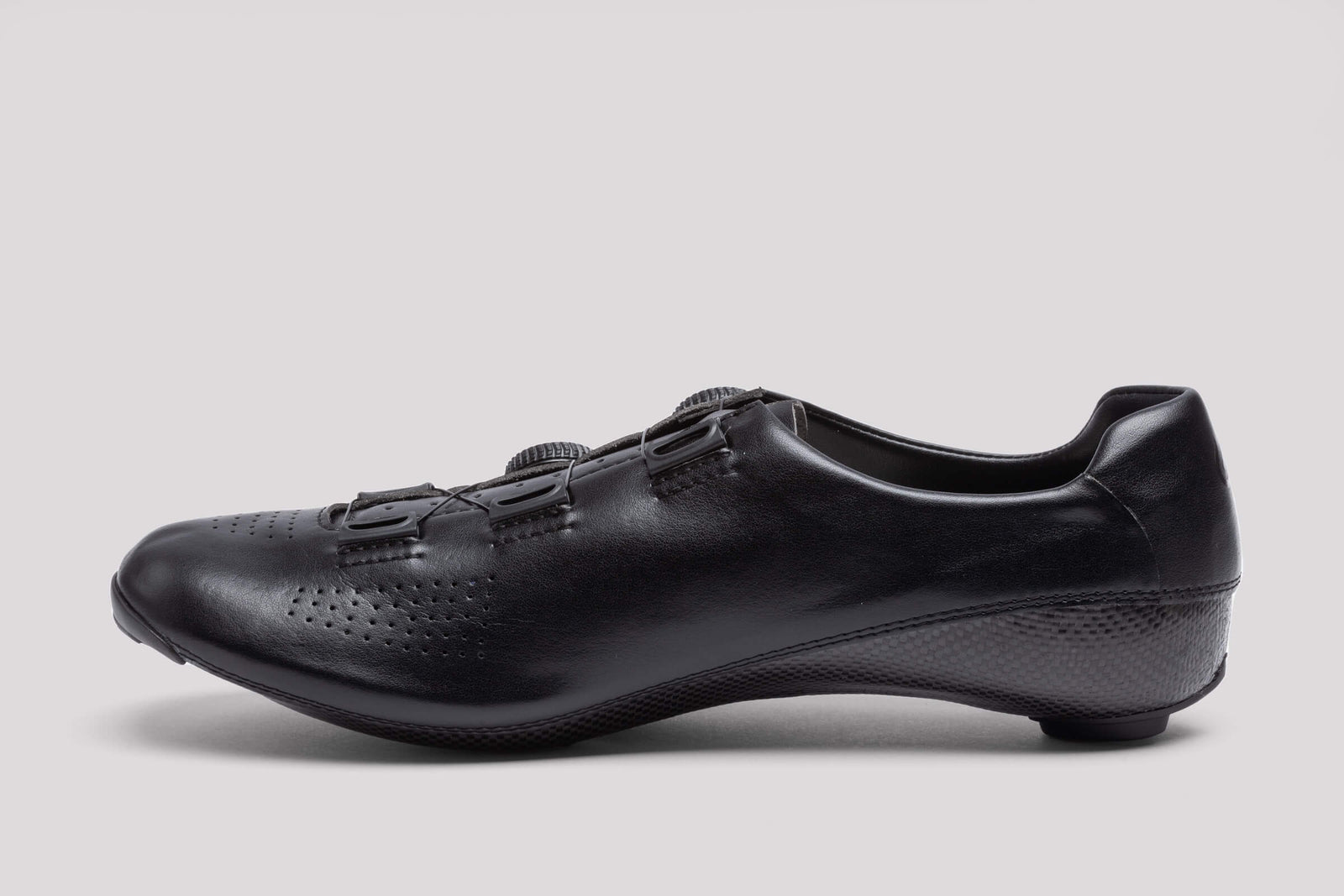 Nimbl ULTIMATE Blackout 「限定」 サイクルロードシューズ | CYCLISM