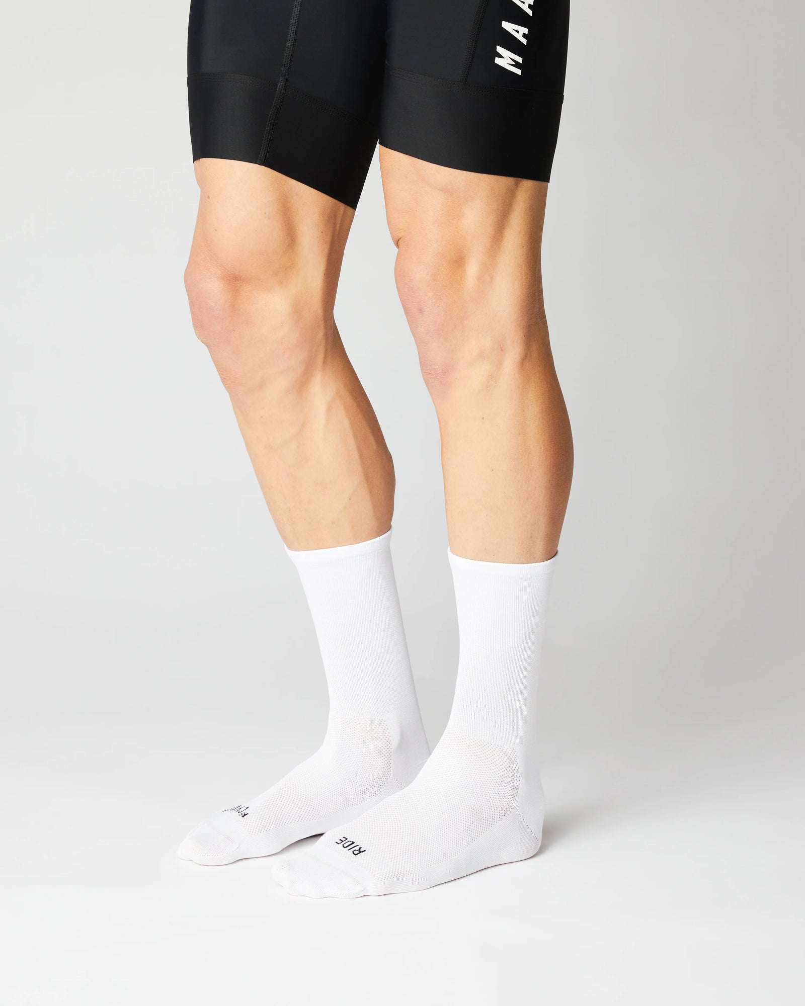 Fingerscrossed #ECO White サイクルソックス | CYCLISM