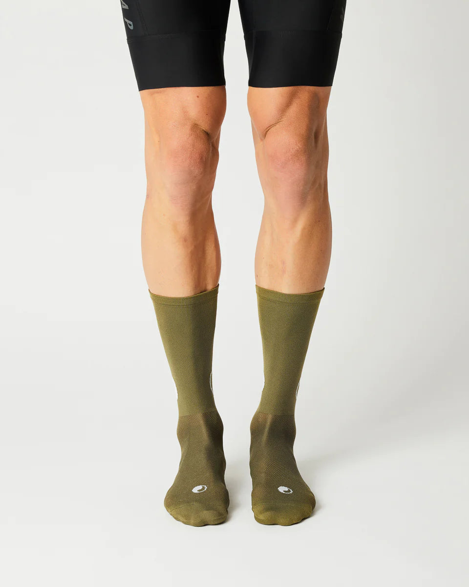 Fingerscrossed サイクルソックス #13_05 Yin & Yang Olive | CYCLISM