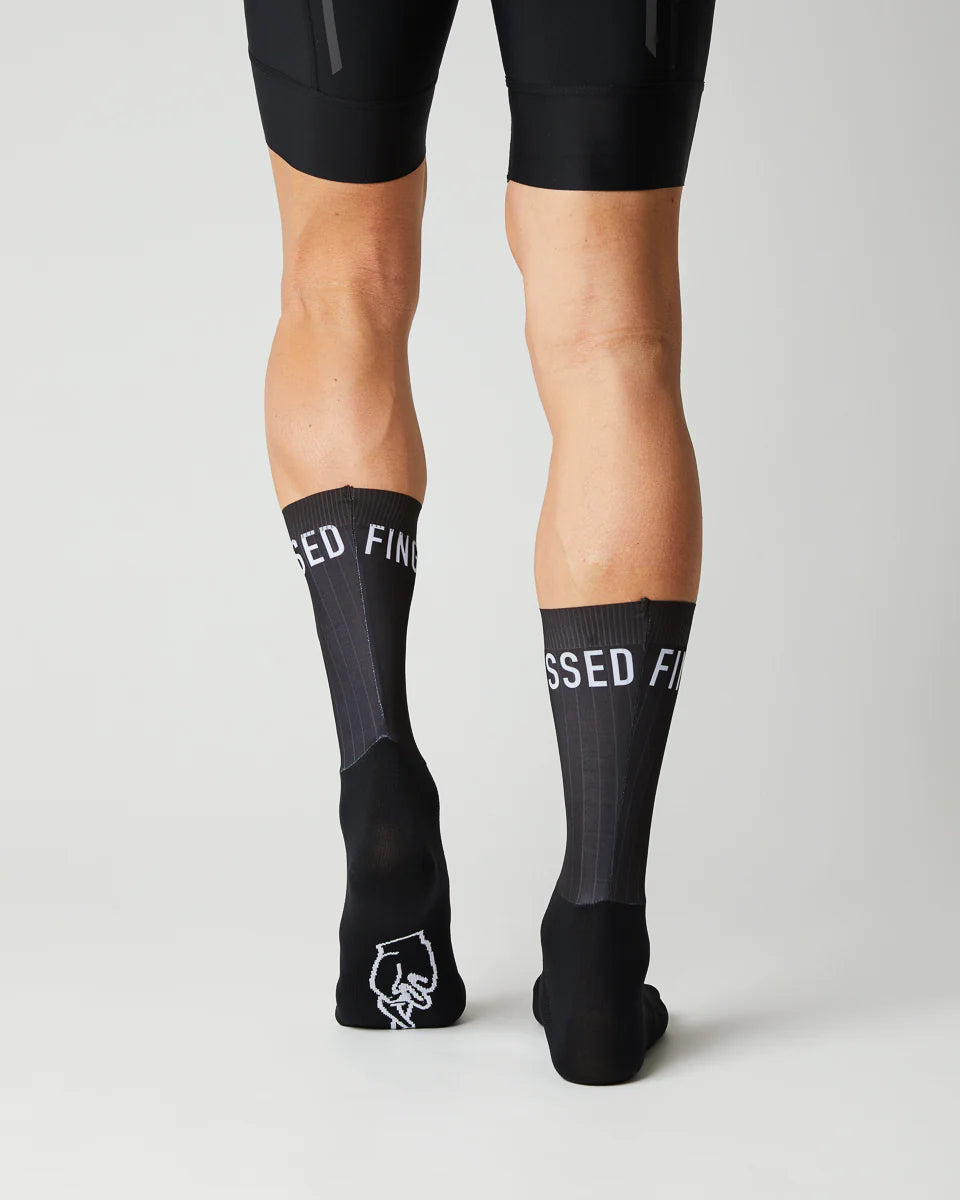 Fingerscrossed サイクルソックス #Aero Black | CYCLISM