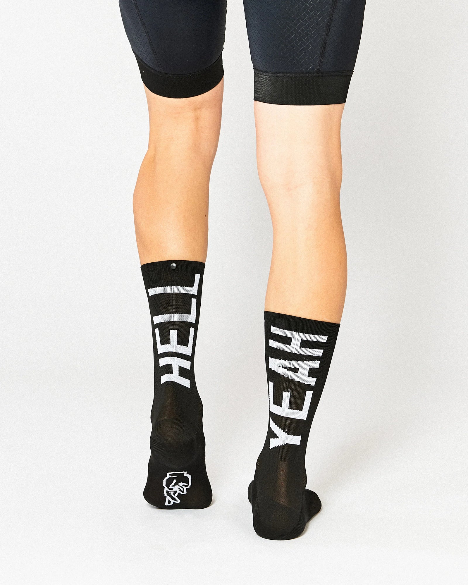 Fingerscrossed サイクルソックス #666 Hell Yeah Black 2.0 | CYCLISM