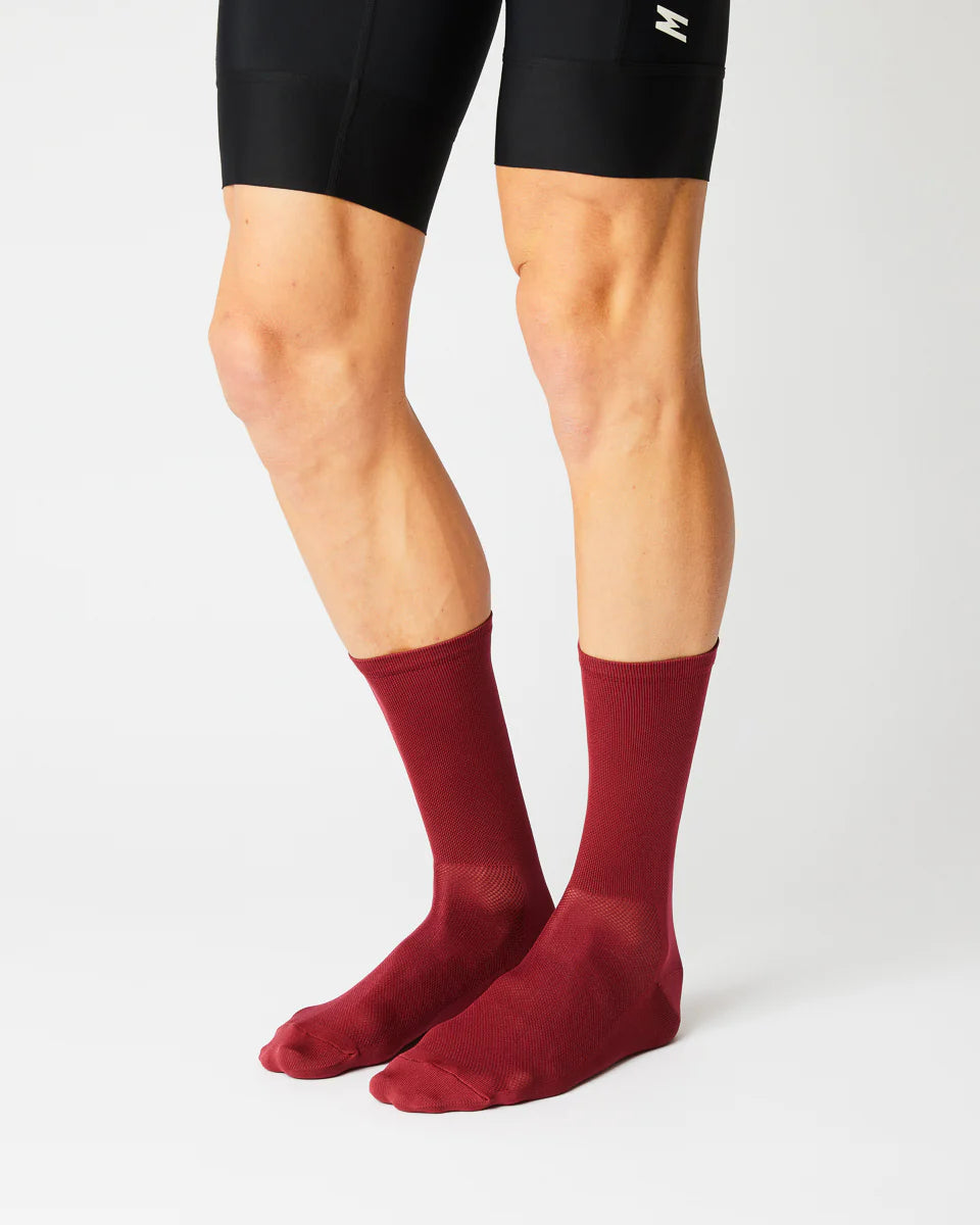 Fingerscrossed サイクルソックス #003 Classic Merlot | CYCLISM