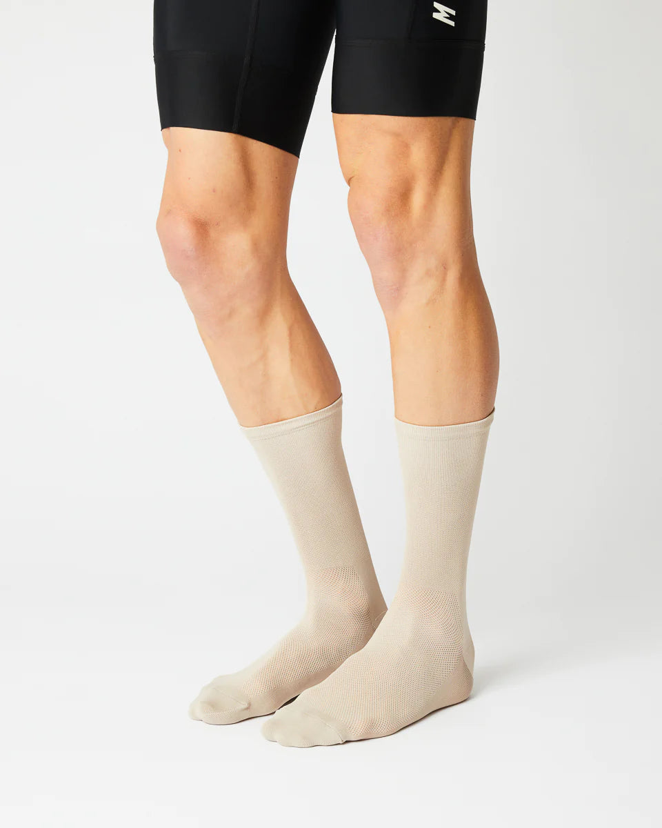 Fingerscrossed サイクルソックス #024 Classic Sand | CYCLISM