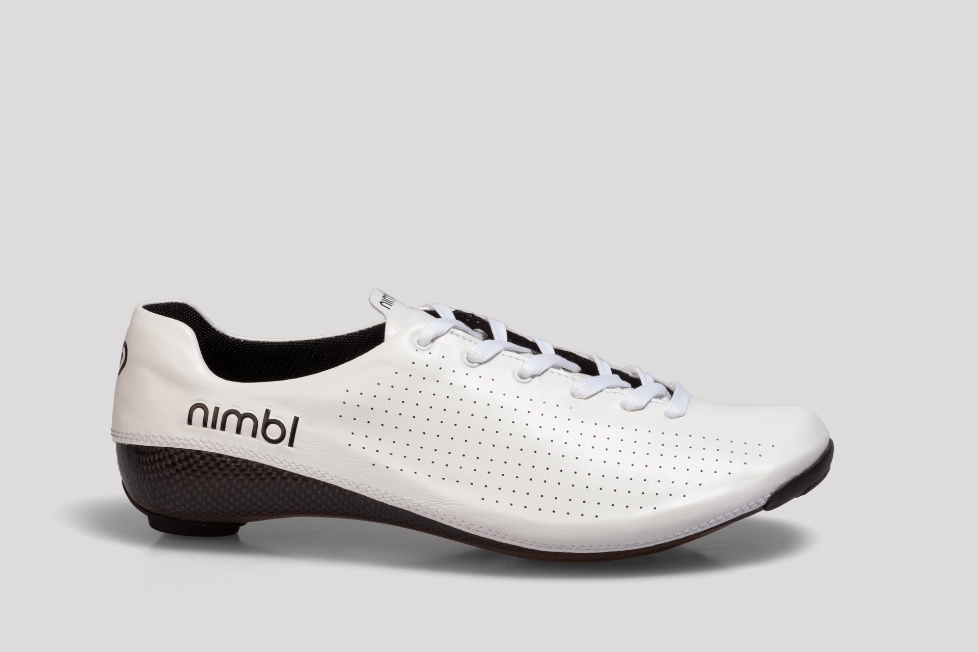 AIR ULTIMATE / White